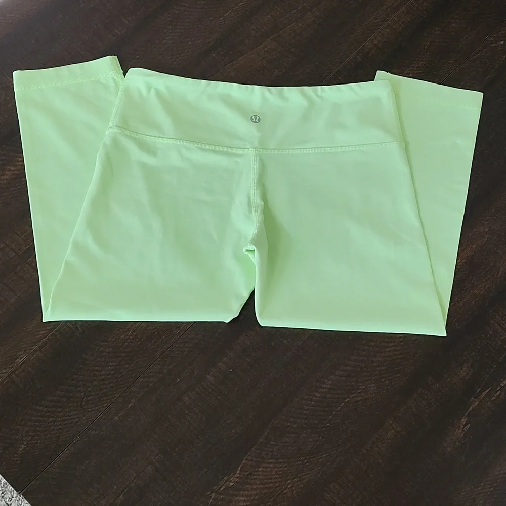 Lululemon align neon leggings size 8 - Picture 3 of 8